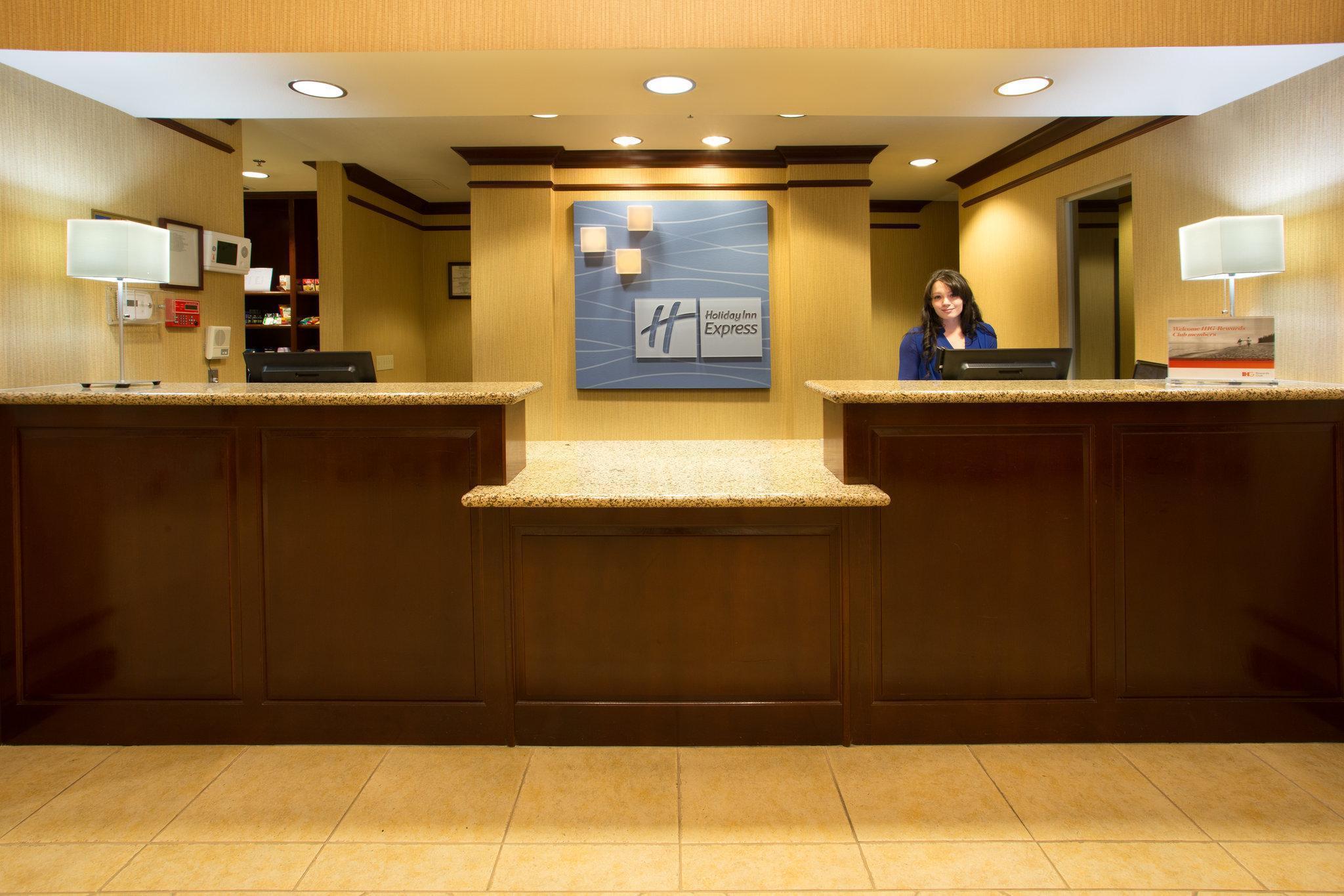 Holiday Inn Express Yreka-Shasta Area By Ihg Exterior photo
