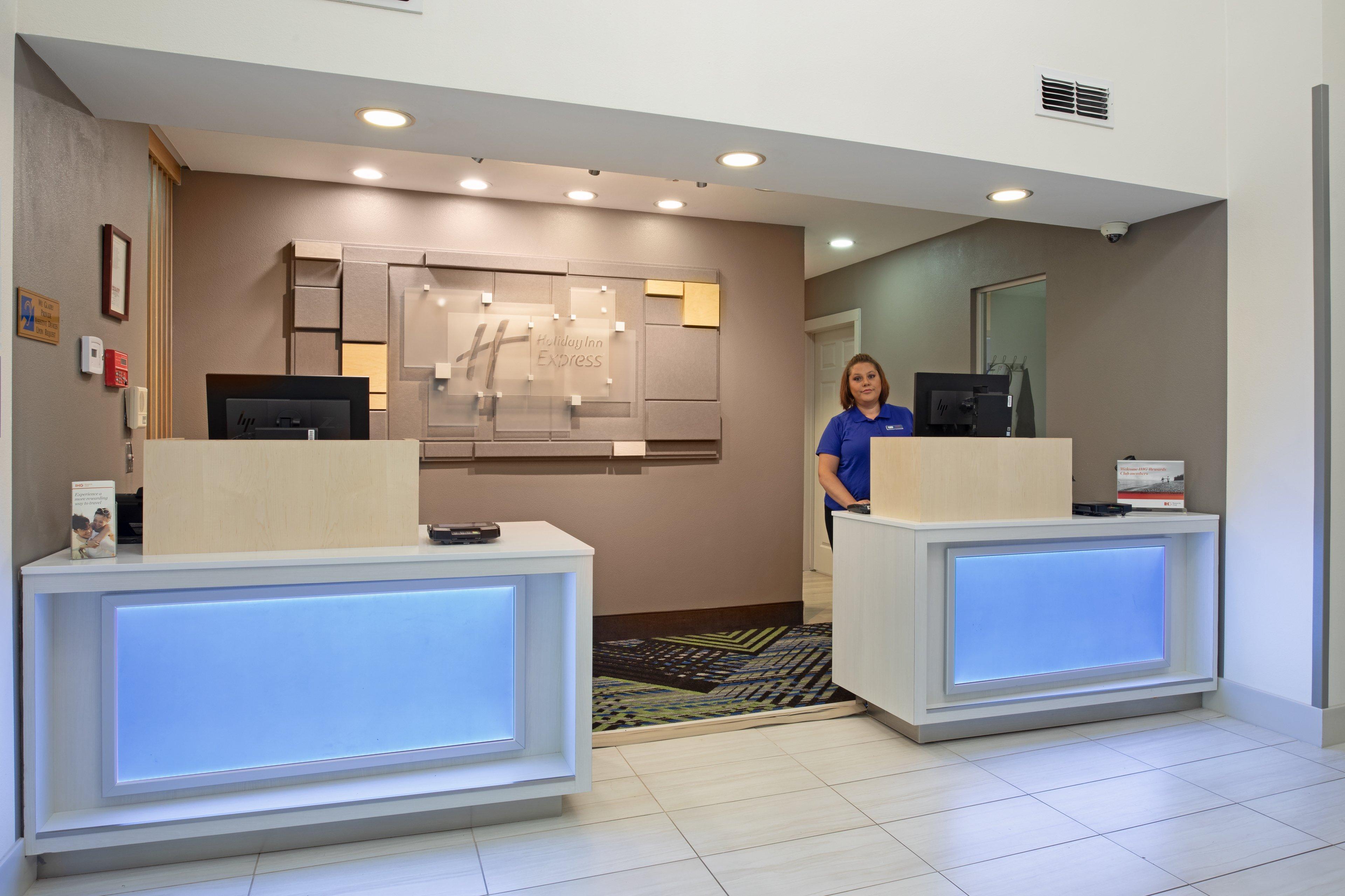 Holiday Inn Express Yreka-Shasta Area By Ihg Exterior photo